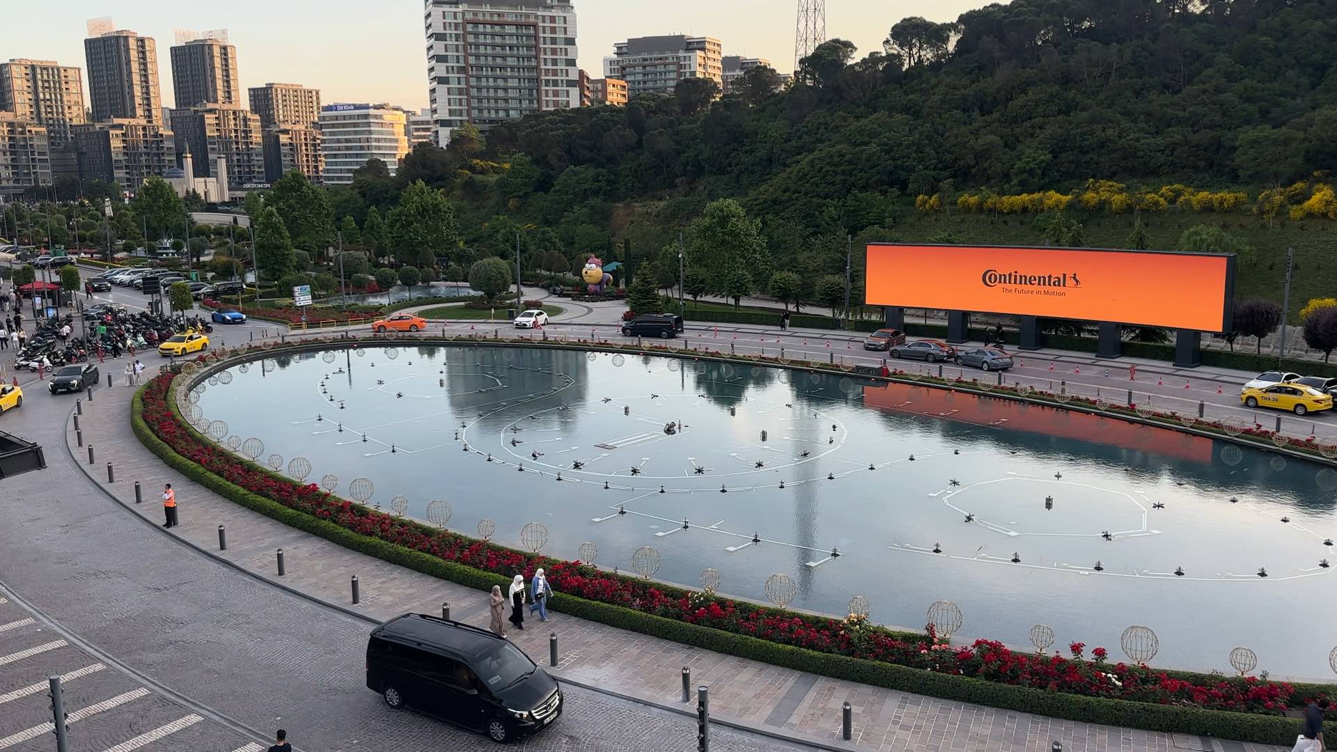 Large-format DOOH LED screen in Istanbul